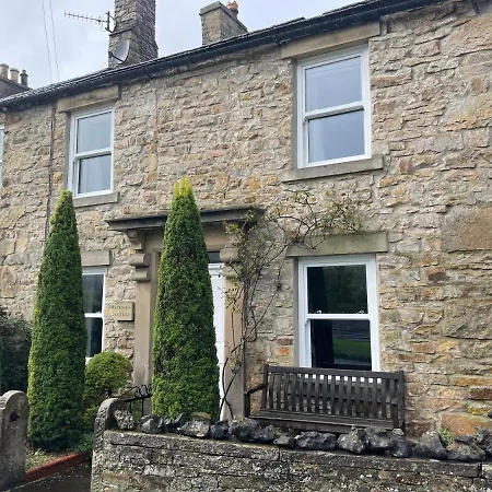 Fernlea, Lovely Stone In The Yorkshire Dales